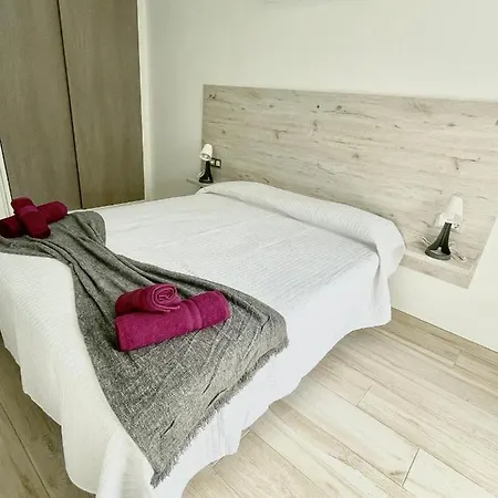 Island Suites Arona  Exterior foto